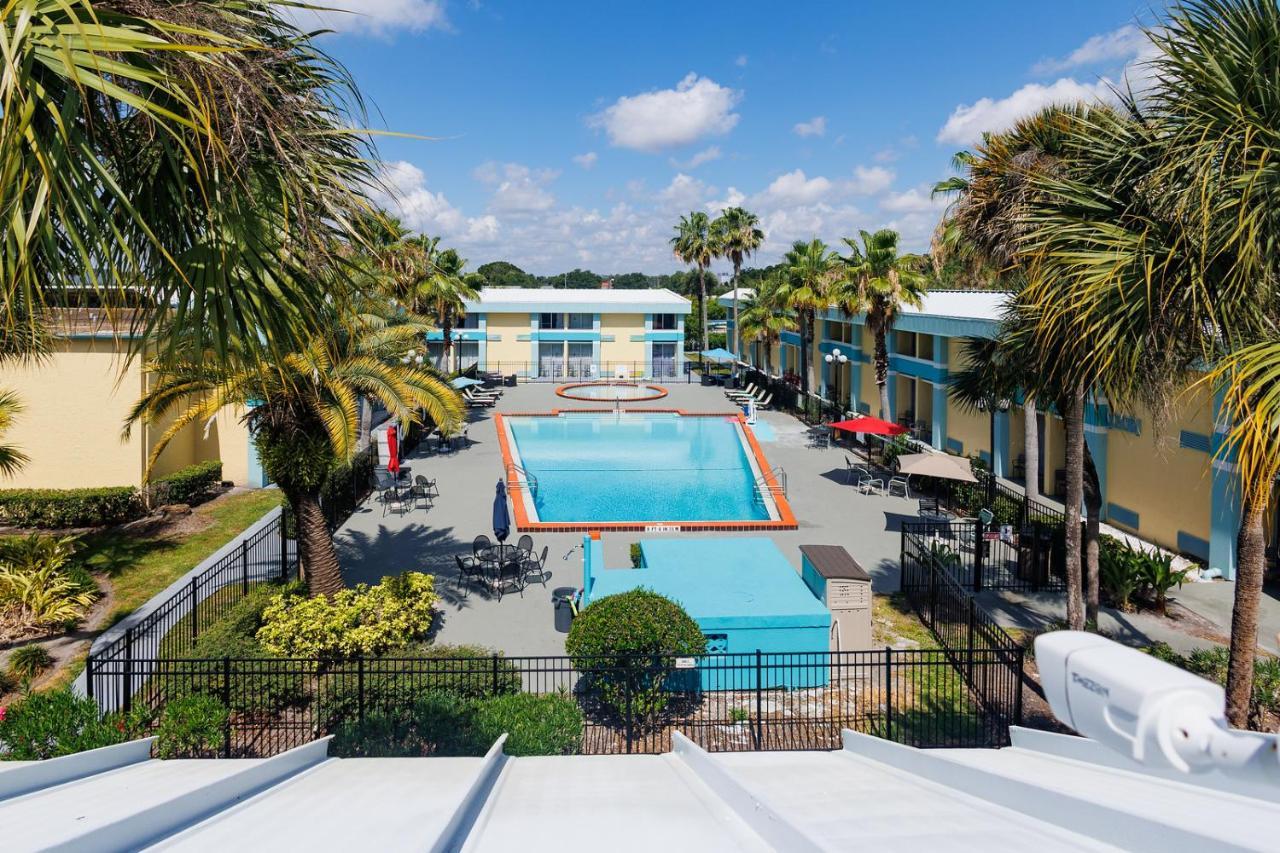 Garnet Inn & Suites, Orlando Exterior photo
